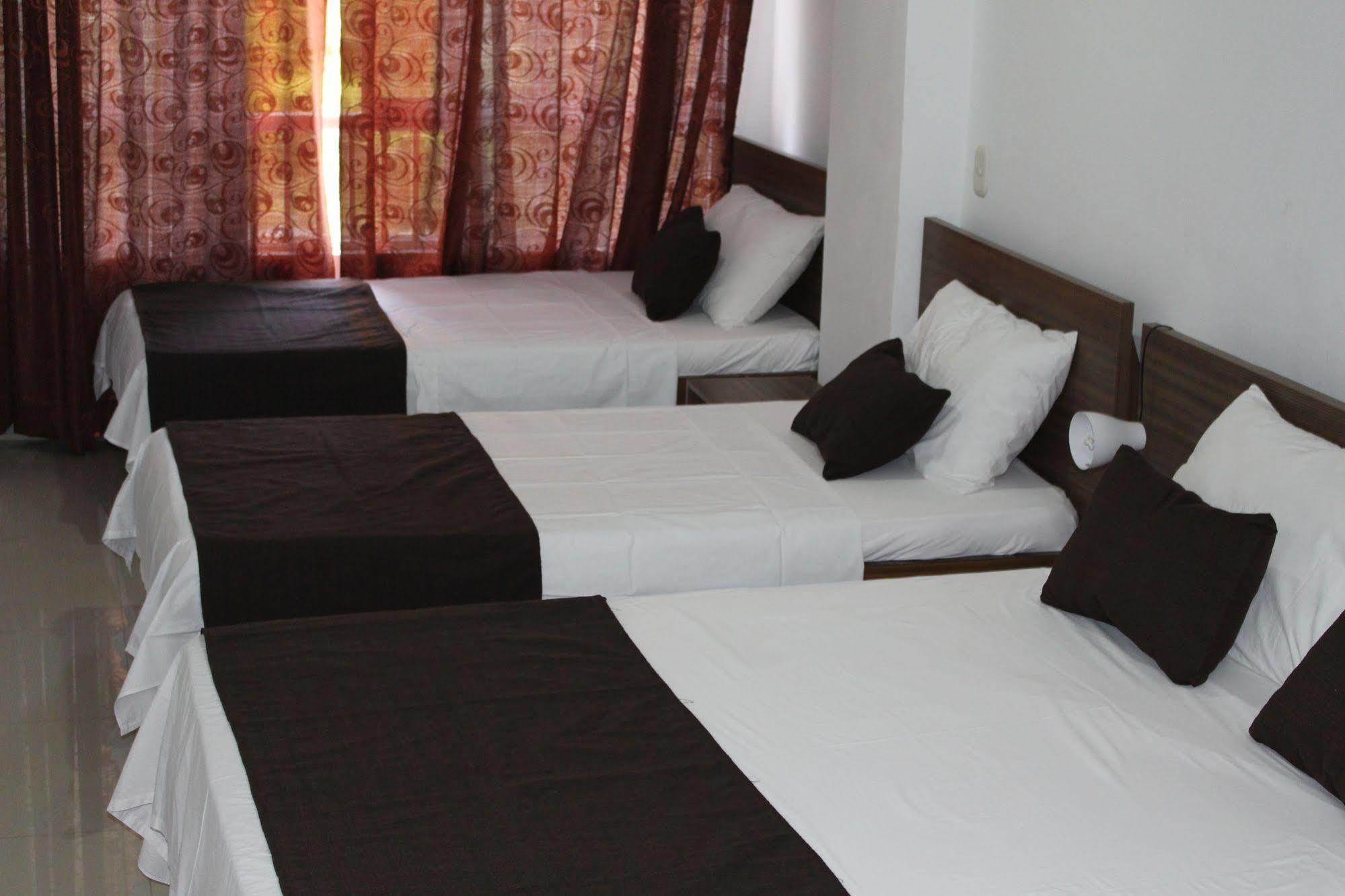 Ayenda 1501 Metropolitana Plaza Hotel Bucaramanga Exterior photo